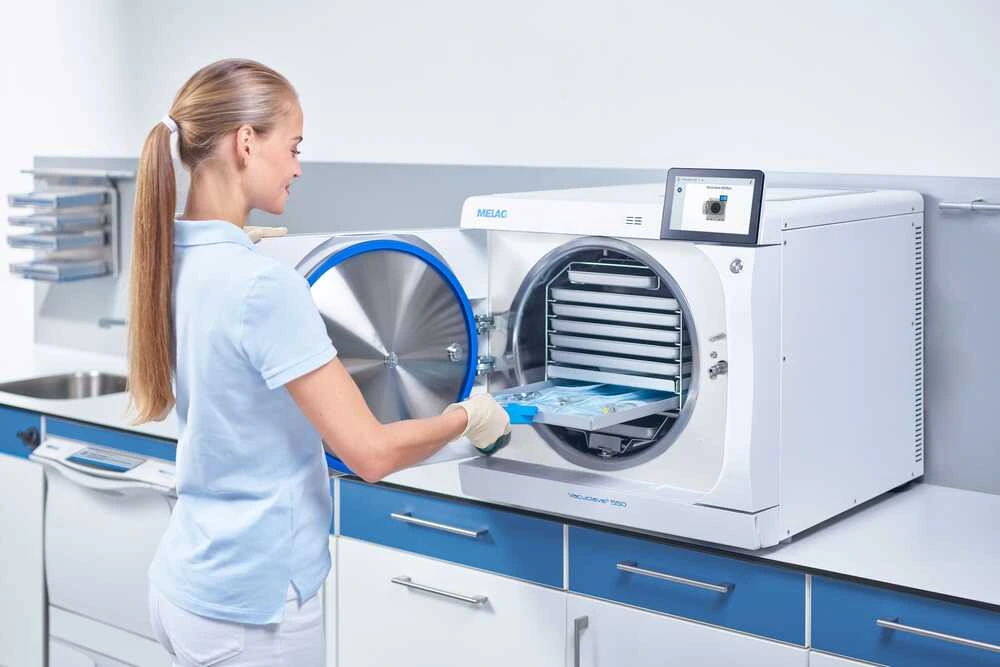 Système de stérilisation des instruments dentaires et orthodontiques